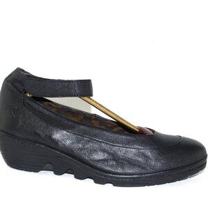 Fly London Vily Ankle Strap Leather Wedge Womens (EU 41/US 10)